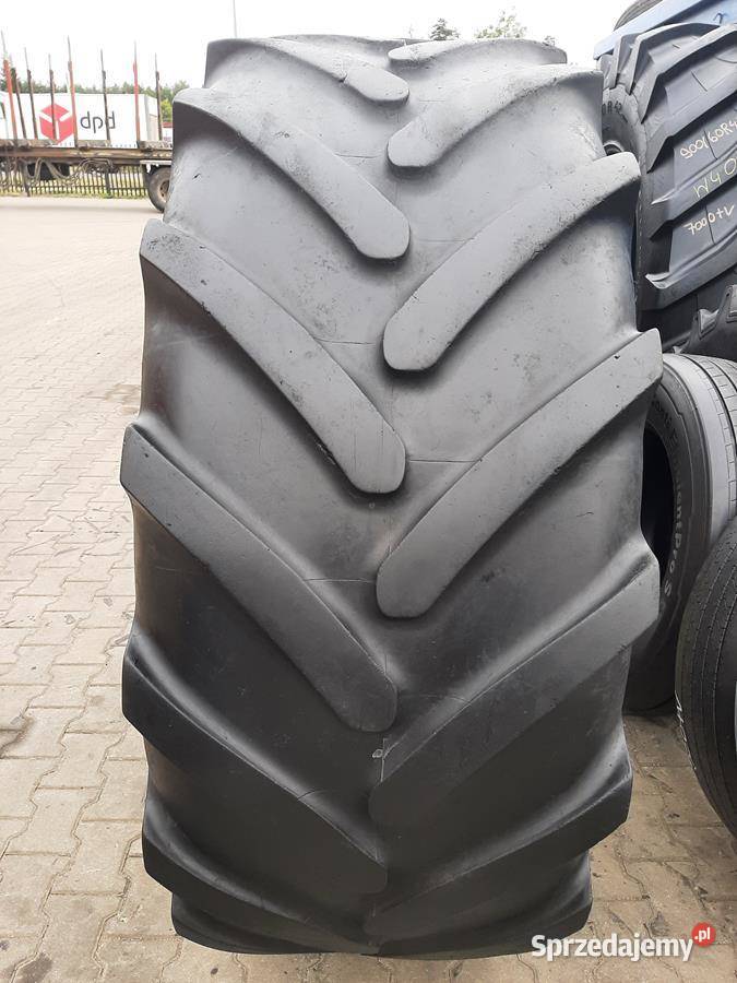 Opona używana rolnicza 48070R30 CULTOR RADIAL 70 podlaskie Zaścianki