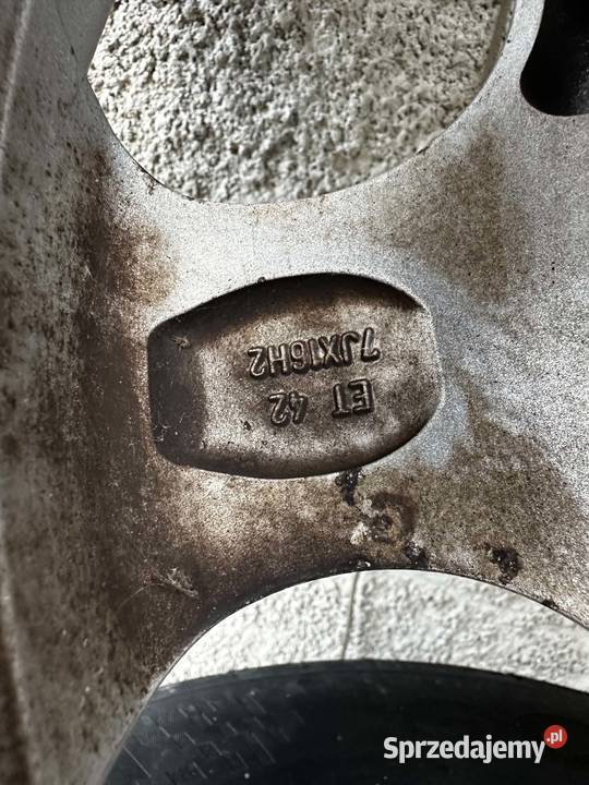 Felgi aluminiowe Audi 5x112 ET 42 16 Harta
