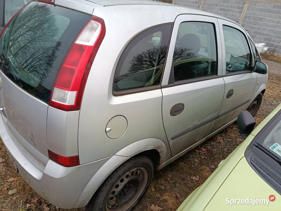 Opel Meriva 16 2003 r dawca części Rok produkcji 2003