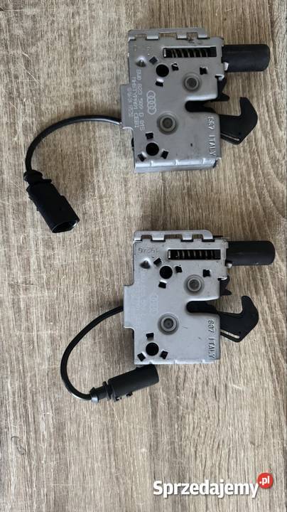 ZAMEK MASKI AUDI A4 B9 A5 F9 8W0823509D śląskie Katowice