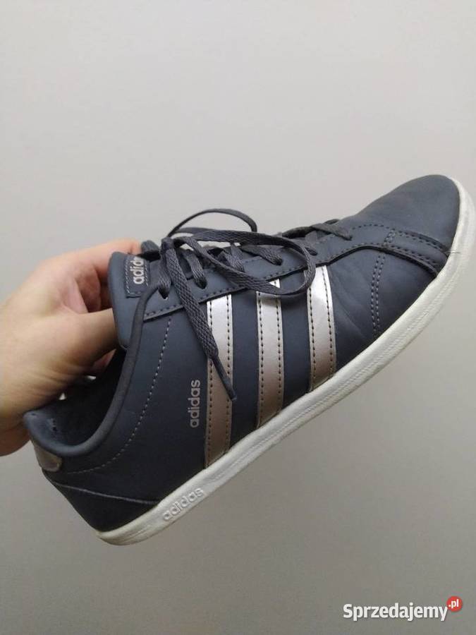 Adidas model Coneo QT Rozmiar na metce to 395 Kraków sprzedam