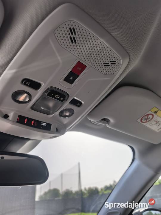 Peugeot 2008 PureTech 100 Active 2022 54 stan manualna Tarnów