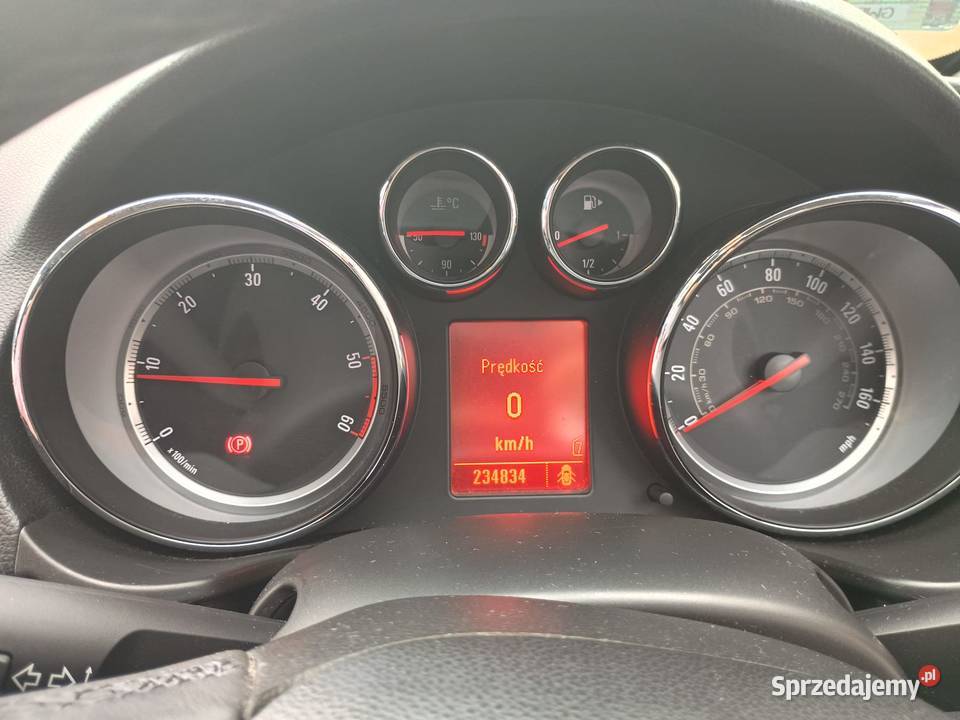 Opel Insignia 160 20 CDTi ecoFLEX 2011 240000km sprzedam