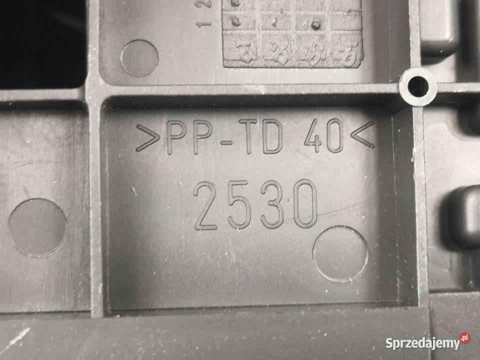 LAMPA LEWY TYŁ CITROEN SAXO S0 S1 19962003