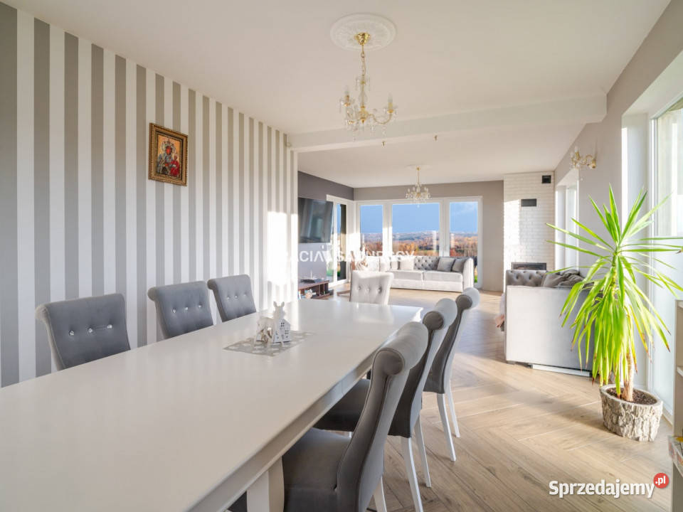 Dom wolnostojący Krzyszkowice 376m2 Liczba pokoi 5