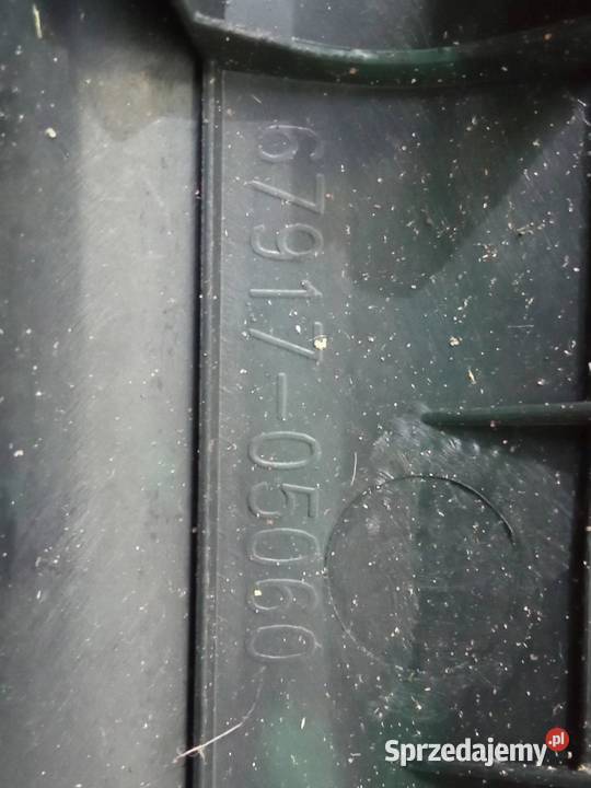 OSŁONA PROGU LEWA PRAWA KOMPLET T27 Toyota