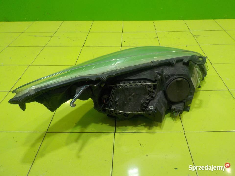 RENAULT MEGANE III LIFT 16 B 12r HB 5D lampa mazowieckie Suków