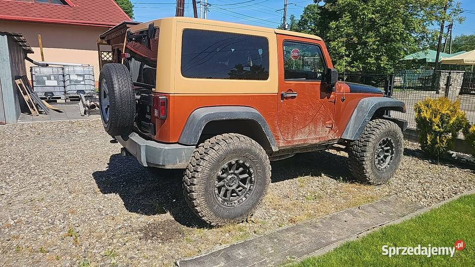 Jeep wrangler JK nieuszkodzony Zabłocie