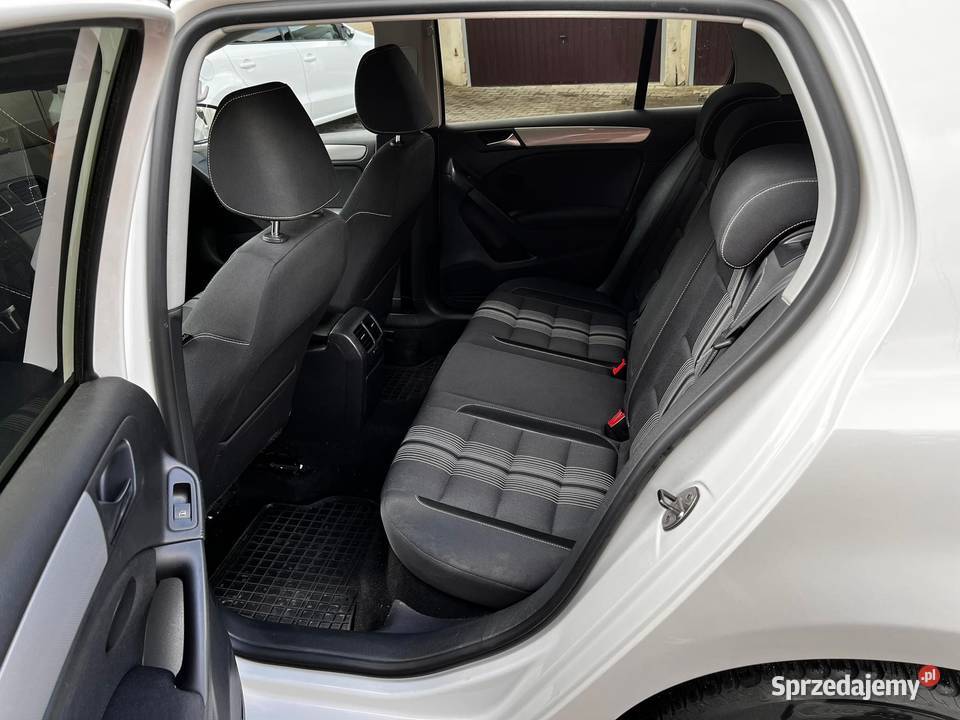 Volkswagen Golf VI 16 TDI Match manualna
