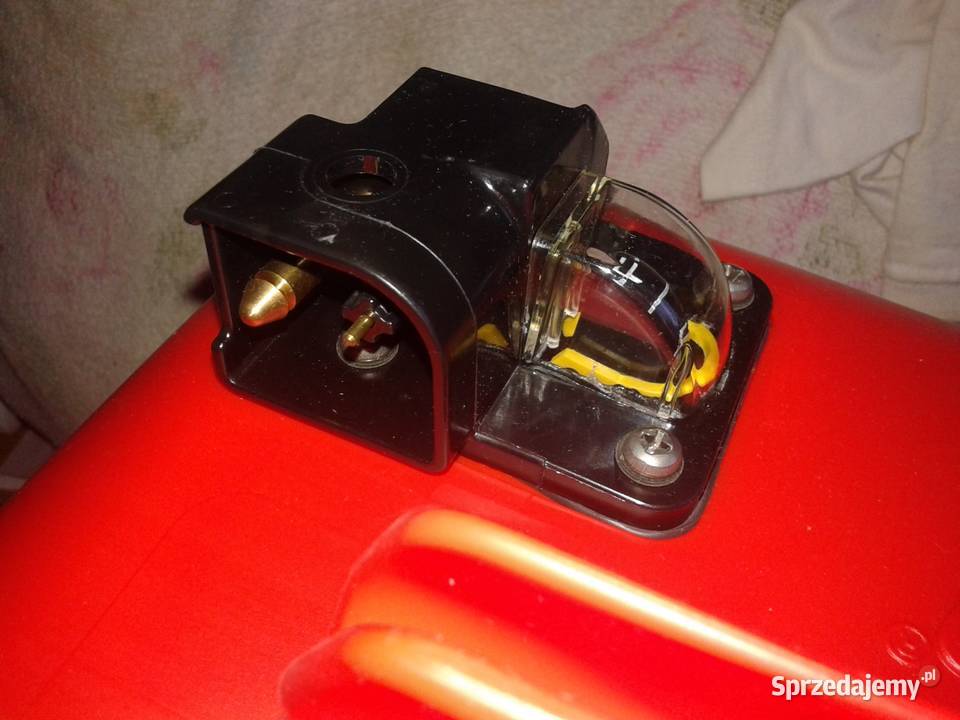 Nowy oryginalny zbiornik QUICKSILVER 25L Pływanie