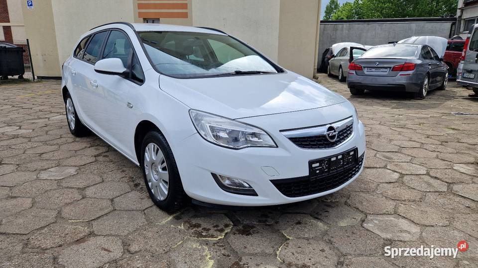 OPEL ASTRA J 14 benzyna ABS Bydgoszcz