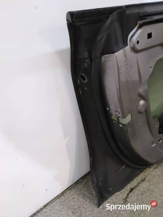 DRZWI LEWE PRZÓD W118 MercedesBenz CLAklasa II