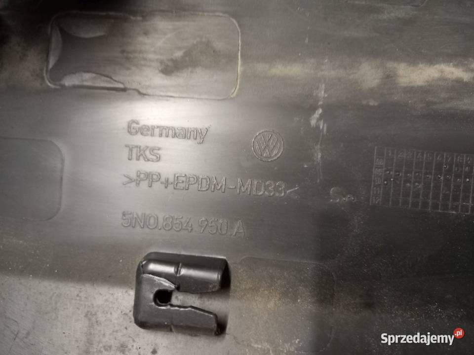 LISTWA NAKŁADKA DRZWI PRAWY TYŁ 5N0854950A VW osobowe Kielce