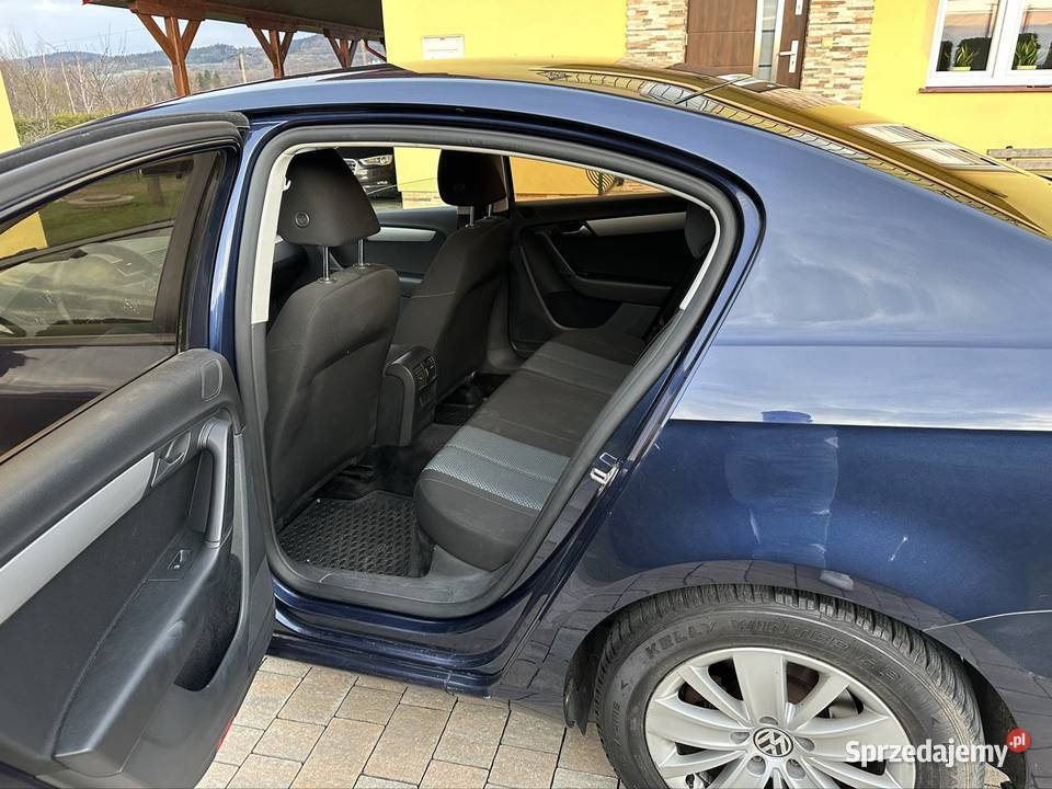 Sprzedam Volkswagena Passata b7 2011 16 tdi