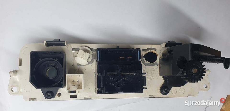Konsola panel nawiewu Ford Mondeo Mk1