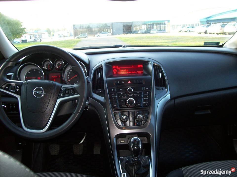 Opel Astra IV Sedan COSMO