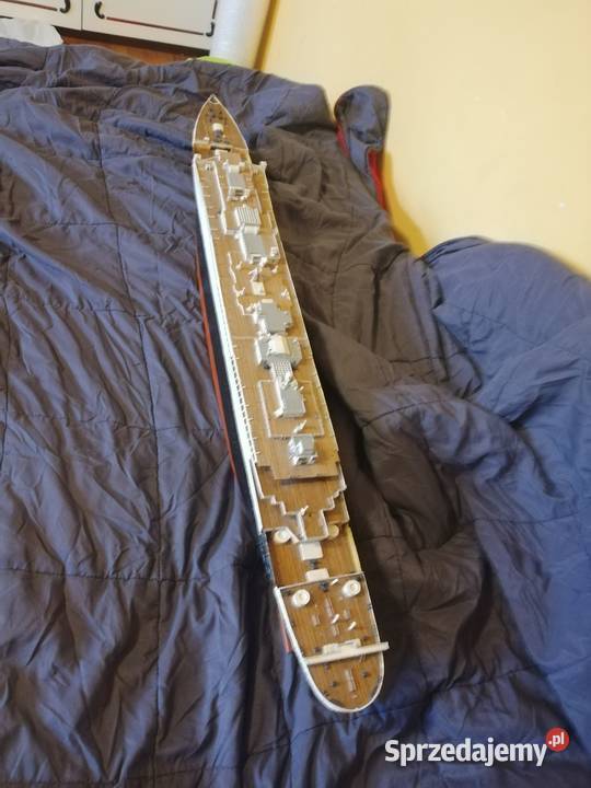 Model Titanica drewno metal Poznań
