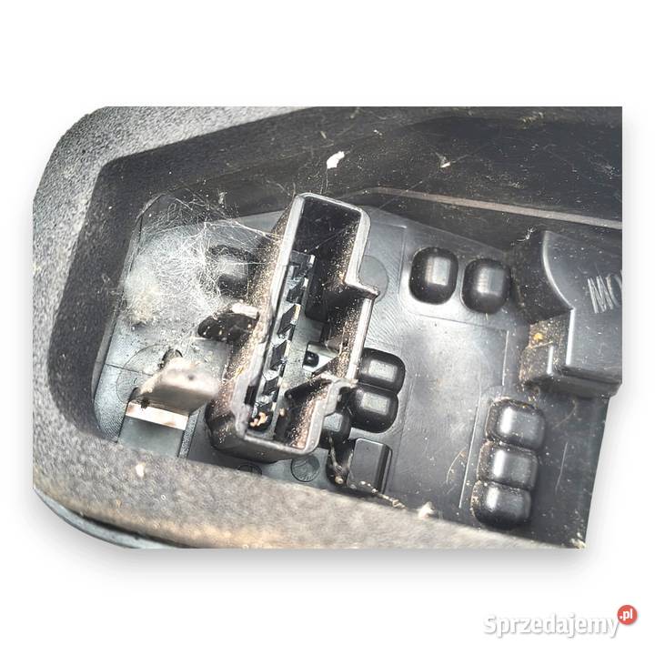 WKŁAD TYLNEJ LAMPY Peugeot 207 LIFT HTB tylny Chełm