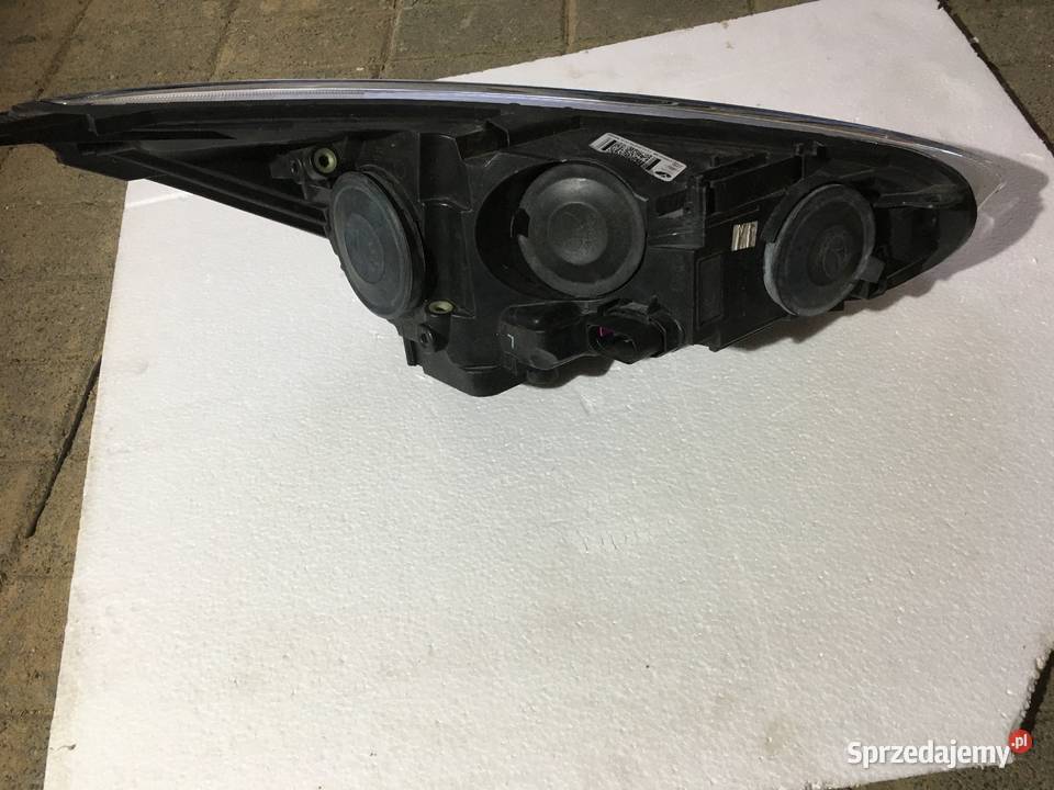 Lampa lewa Ford focus mk3 Motoryzacja