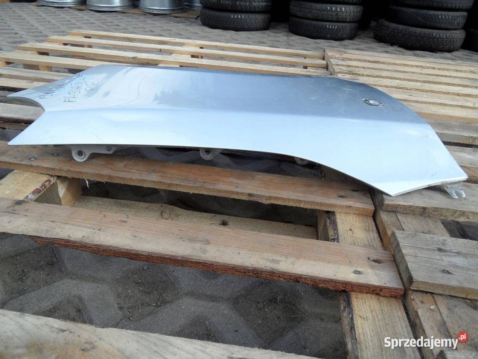 SKODA FABIA II LIFT 11r błotnik prawy przód