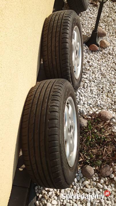Felgi 4 x 100 13 z oponami Barumi Nokian Letnie Średnica 13" Hażlach