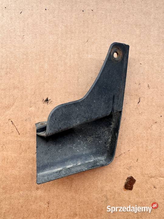 Chlapacze tył komplet prawy lewy Yaris III 1120 Rok produkcji 2011 Brzesko sprzedam