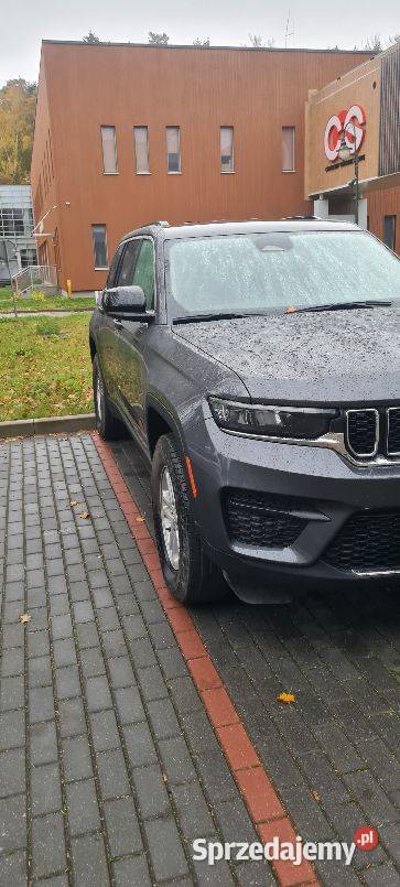 Jeep Grand Cherokee Laredo 36 Benzyna 292 2023r Ciechanów