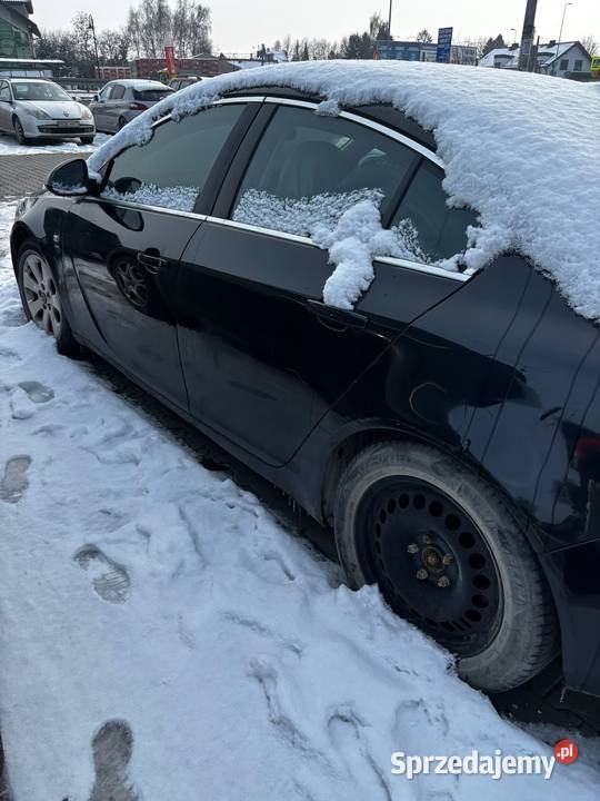 Opel insignia na części 100000km Insignia Kraków sprzedam