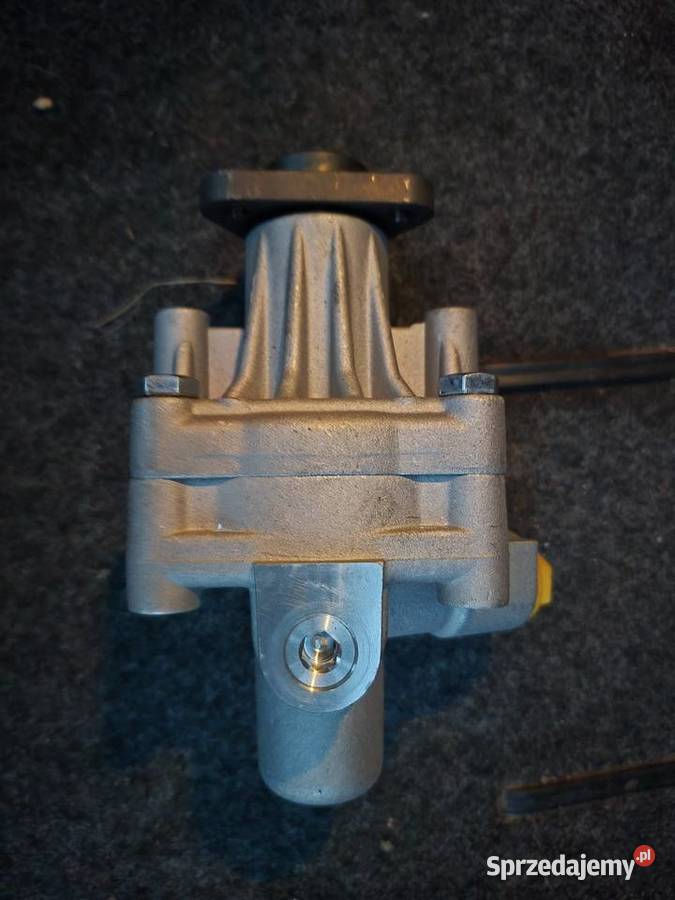Pompa wspomagania VW Passta B5 osobowe Motoryzacja Biecz