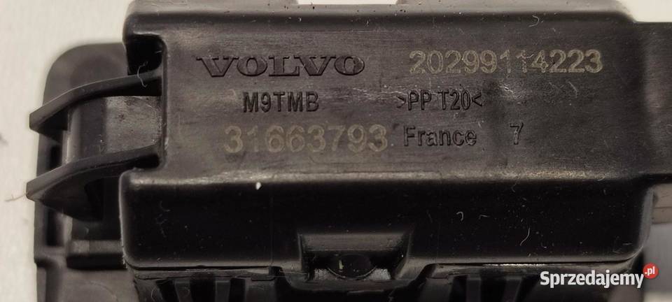 VOLVO XC40 LAMPKA LED 31663793 sprzedam