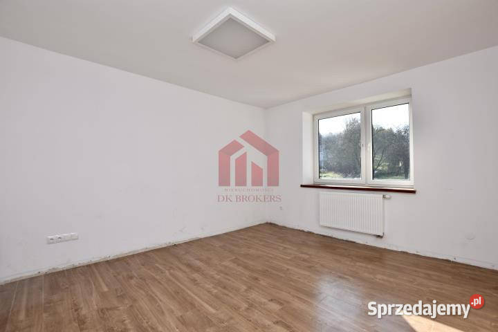Lokal 270m2 Besko Hrabieńska dojazd asfaltowy sprzedam