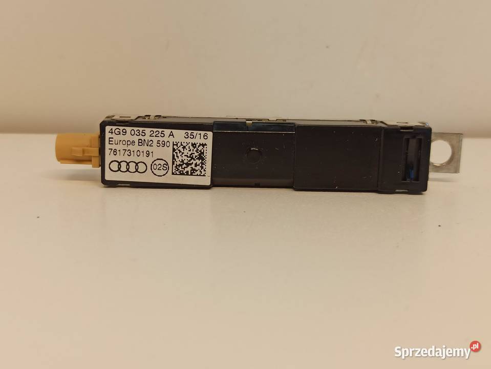 WZMACNIACZ ANTENY AUDI A6 C7 4G9035225A sprzedam
