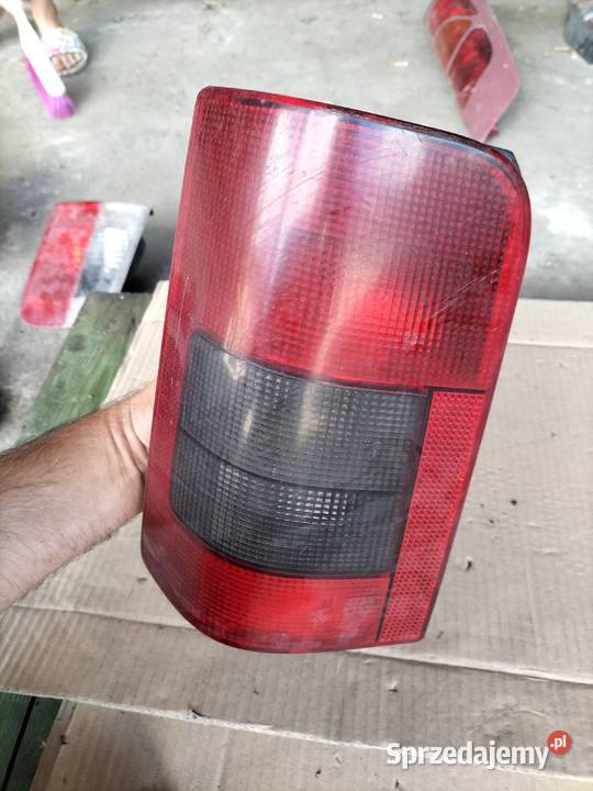 CITROEN BERLINGO PARTNER LAMPA TYŁ TYLNA LEWA lubelskie Kamień-Kolonia