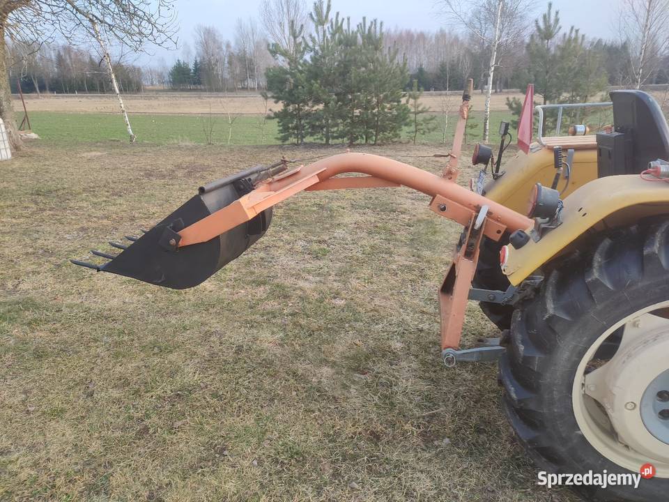 Tur ładowacz na tył traktora Dąbrowa Białostocka