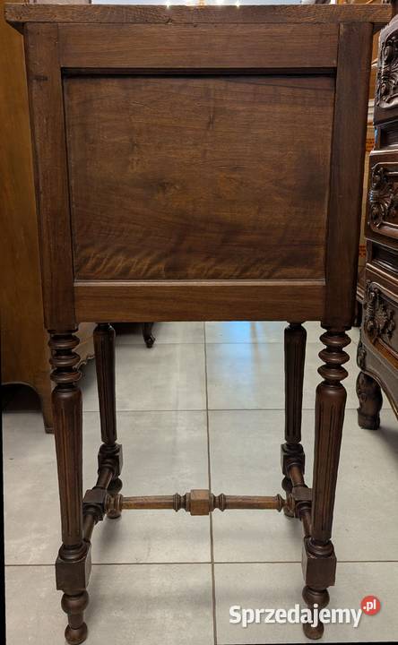 Dębowa szafkakomoda eklektycznasklep Dąbrowa