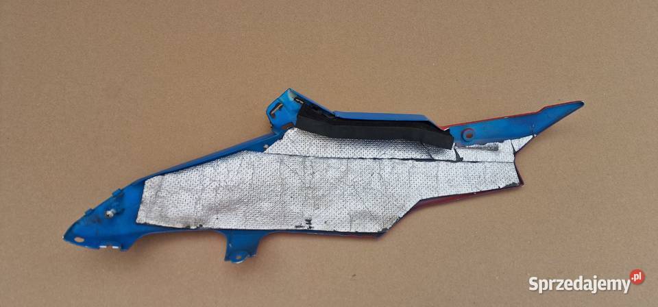 SUZUKI GSXR 600 750 K8 K9 PŁUG PRAWY BOK Bieleń sprzedam