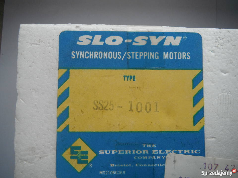 SLOSYN SS251001 silnik krokowy 118VDC 044A motor