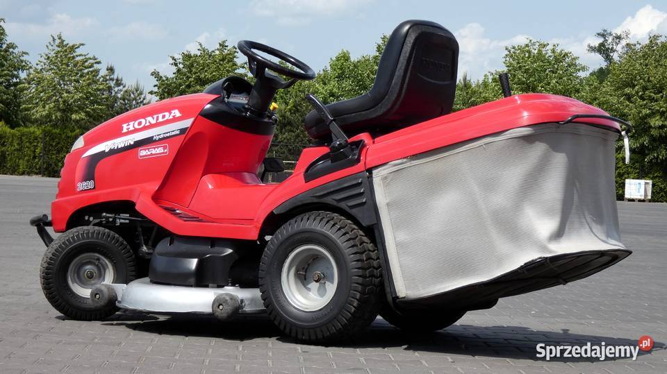 Traktorek kosiarka HONDA 2620 2 Cylindry 122 Świnice Warckie