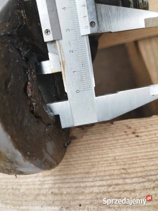 Siłownik hydrauliczny tłok Złożony 71 wielkopolskie Strzyżew