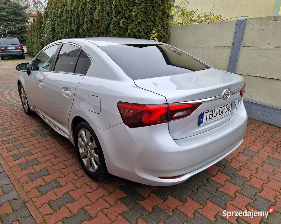 20 d4d 143 diesel Światła ful led nawigacja sprzedam