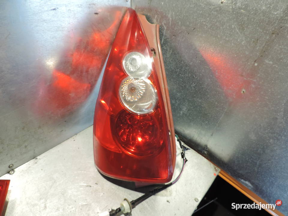 MAZDA 5 CR LAMPA LEWY TYŁ Nowy Sącz