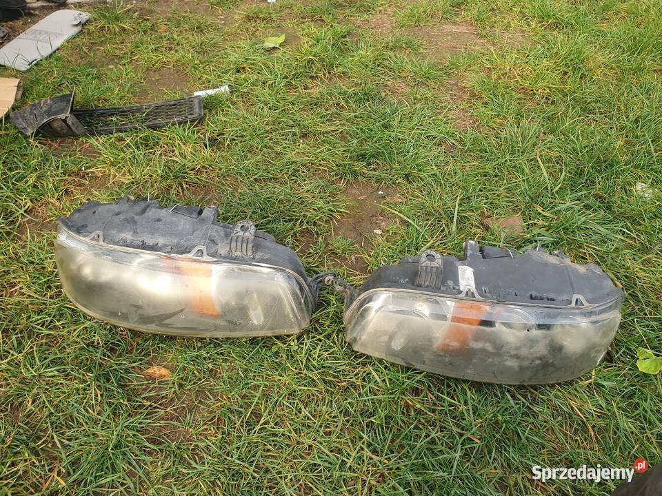Lampa przednia prawa lewa Fiat Punto II dwójka