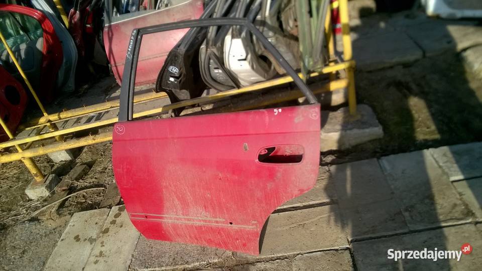TOYOTA CARINA E 5D DRZWI TYLNE LEWE TYŁ Wrocław sprzedam