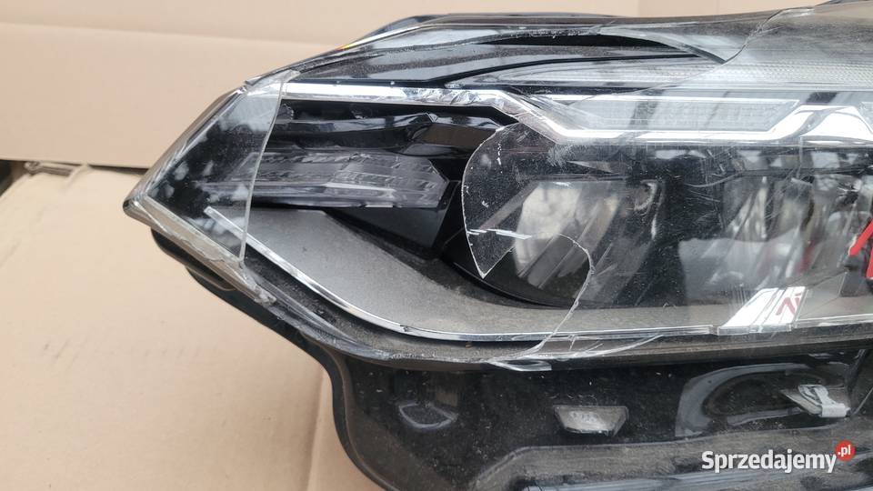RENAULT CAPTUR II REFLEKTOR LEWY FULL LED LAMPA osobowe Ruda Śląska