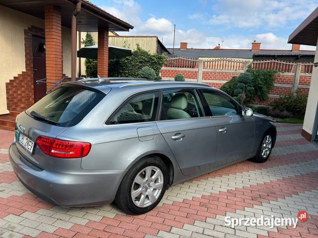AUDI A4 B8 AVANT 20 TDI CR 2011r S Line zadbane Kombi łódzkie Kutno