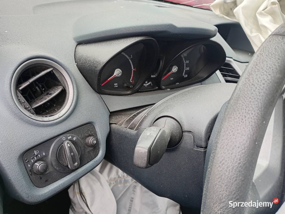 Ford Fiesta MK VI T9 drzwi lewe części transport