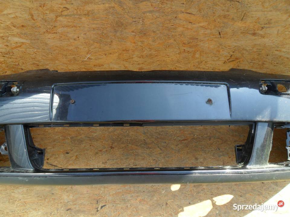 Zderzak przedni Volkswagen Golf V 2004 Nowy Tomyśl