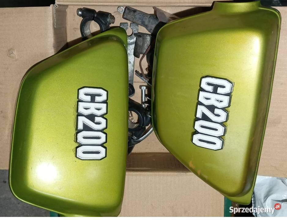 HONDA CB200 dwie sztuki części