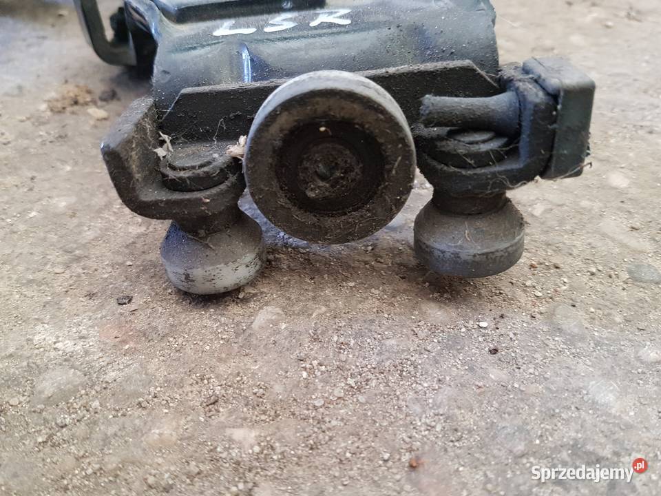 VW CADDY 2K0 ROLKA ZAWIAS DRZWI PRZESUWNYCH Zawiasy, bolce i prowadnice Turek sprzedam