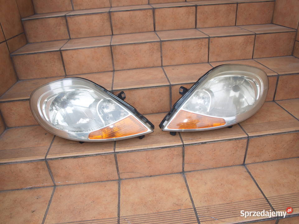 Renault Trafic II 2 lampy przód 2007 2014r Kalisz